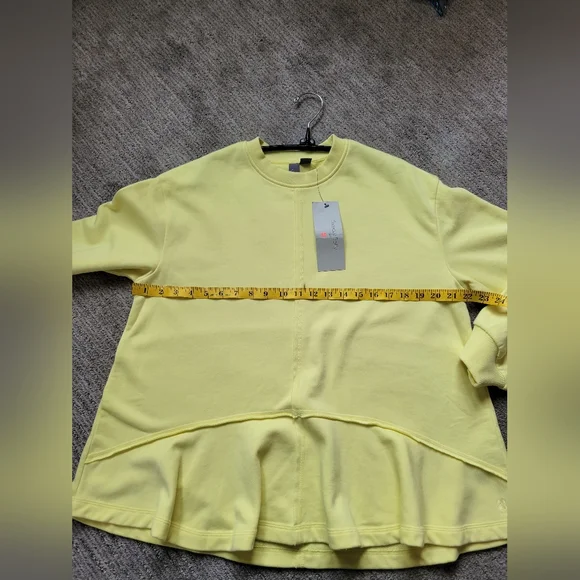 Sweatshirt - Picture 7 of 11